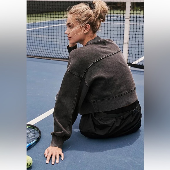 Free People Movement Main Event Sweat Sweatshirt NWT - Picture 4 of 15